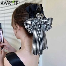 Hair Clips AWAYTR Plaid Long Bow Hair Claw Clip for Women Headwear Large Bowknot Hairpin Clamp Barrettes Hairclip Girls Hair Accessories Y240329