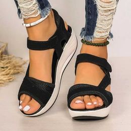 Sandals Womens Summer New Middle Heel ffin Wedge Fish Mouth Platform Black Hollow Sandalias jer H240328ZAOB