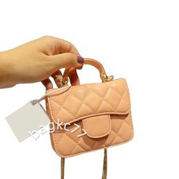 24P France Womens Vanity Bags Classic Mini Flap Cosmetic Case Lambskin Top Handle Toites Gold Hardware Crossbody Shoulder Luxury Designer Sa