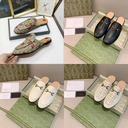 Designer Slide Hausschuhe Damen Loafer Metallkette Jacquard Sandalen Freizeitschuh Mode Luxus Vintage Slipper Bequeme Schuhe mit echtem Leder