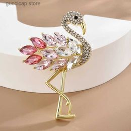 Pins Brooches Fashion Classic Inlaid Rhinestone Flamingo Bird Brooches For Women Luxury Design Unisex Metal Animal Brooch Pins Jewellery Gifts Y240329