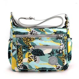 Shoulder Bags Fashion Floral Print Women Bag Female High Quality Light Nylon Small Cross Body Ladies Messenger For 2024