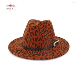 Berets QBHAT British Leopard Print Wool Felt Jazz Fedora Hats With Belt Buckle Men Women Wide Brim Trilby Panama Party Formal Top Hat