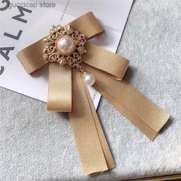 Bow Ties Korean Bowtie Pin Necktie Woman Girls Pearl Small Fragrant Bow Tie Brooch Shirt Professional Dress Accessories Y240329