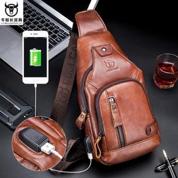 100% Cowhide Leather Casual Fashion Crossbody Chest Bag Mens USB Charging Travel Shoulder Daypack Male 240326