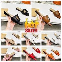 Top slipper designer leather ladies sandals summer flat shoes Black fashion beach women slippers letter drag