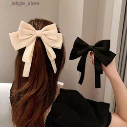Hair Clips Fashionable bow hair clip with double ribbons bow bucket satin ponytail braid frame hair clip womens hair clip accessories Y240329