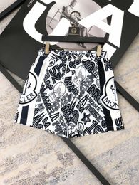 New Mens Shorts Summer Black White Printing Designer Board Shorts Fashion Casual Sports Loose Quick Drying Swimwear Men Beach Pants M-3XL A53