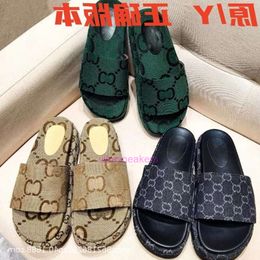 sandals designer slipper G Thick Sole Slippers for Women Summer Matsuke Waterproof Platform Fashionable Embroidered Letters Couples Large Size