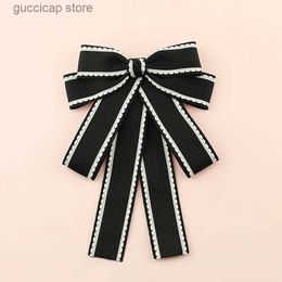 Bow Ties Korean Bow Tie Bowknot Ribbon Brooch Pin Beauty Head Necktie Shirt Collar Pins and Brooches for Women Jewellery Accessories Y240329