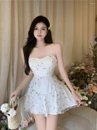 Casual Dresses Fragmented Flower Hanging Strap Dress For Women Summer Sweet Waist A Line Fluffy Lace Sleeveless Girl White Short