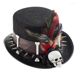 Berets Steam Punk Hats Vintage Men Women Rivet Pu Leather Skull Feathers Hat Gothic Victorian Costumes F Halloween Accessories