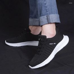 Casual Shoes Wholesale Designer Men Causal Fashion Woman Leather Lace Up Platform Sole Sneakers White Black Mens WE10026 Women