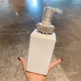 Storage Bottles Body Soap Shampoo Hand Lotion With Rhinestones Empty Travel Portioning Organizer Makeup Emulsion 500ML
