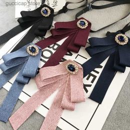 Bow Ties Handmade Rhinestone Bow Tie for Women White Shirt Neckline Decoration Bowties Velvet Ribbon Diamond Ties Accessories Butterfly Y240329