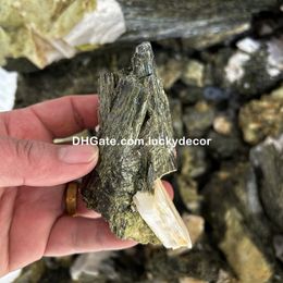 Raw Green Tourmaline Verdelite Chunk Irregular Rough Quartz Crystal Mineral Specimen Gemstones Healing Room Decor Reiki Rock Stones Ornament