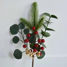 Decorative Flowers 1pc Artificial Red Berries Pine Bundle Plants Wedding Arrangement Bridal Bouquet Home Decoration Accessories