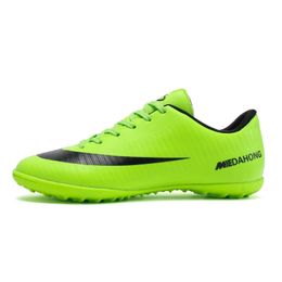 Boys Low Top Football Boots Mens Lightweight Soccer Shoes Kids AntiSlip Sneakers Outdoor Training Cleats Size 3244 240323