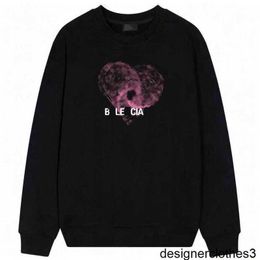 Designer Original Autumn Personalized Paris B Family Personalized Print Round Neck Loose Korean Warm Long Sleeve Sweater for Couples Same Style VR0I