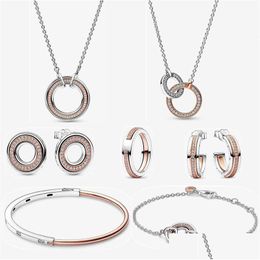 Charm Bracelets 2023 New Designer Bracelet Rose Gold Ring Earrings For Women Diy Fit Pandoras Signature Two Tone Intertwined Circles N Ot3N6