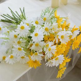Decorative Flowers 5 Small Daisies Simulated Chamomile Orchid Plastic Artificial Flower Silk Home Decoration And Ornament