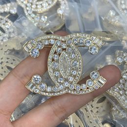 Designer high quality Brooches Women Men Couples Rhinestone Diamond Crystal Pearl Brooch Suit Laple Pin Stamp Fashion