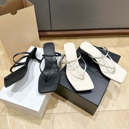 I sandali a righe infradito sandali a goccia per gocce per gocce per gatti da donna Sandri di lusso in pelle vera scarpe minimaliste di fabbrica con scatola