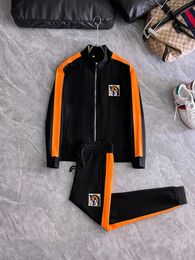 Mens Womens Sweatshirts Suits Designer Sportswear Jogging Sportsuits Casual Long sleeved 2 pcs Set Sportspants Street Clothing Zip Jacket Sportswear#A1