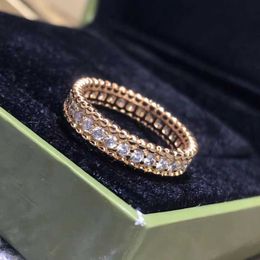 Designer V Gold VAN High Edition Hot selling Ten Thousand Flowers Beaded Edge Diamond Couple Ring Thick Plated 18k Fashion Personalized Index Finger 0OKM