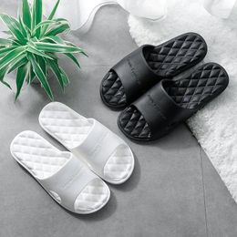 Slippers 2024 Bathroom Shower For Women Summer Soft Sole High Quality Beach Casual Shoes Female Indoor Home House Pool Slipper