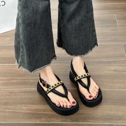 Sandals Thick Bottom Women Summers Outside Wear Female 2023 Chain Fashion Clip Toes Flip-flops Casual Shoes Solid Sandales H240328