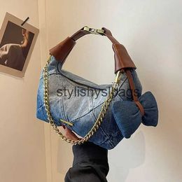 Totes Luxury Designer Lock Chain Denim and PU Plaid Quilted Womens Handbag Jeans Retro Crossbody Bag Small Hobos Tote H240330