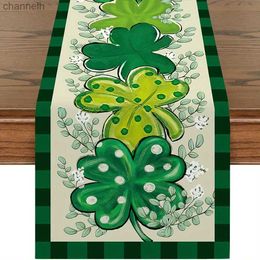 Table Runner 1pc Shamrocks Lucky St. Patricks Day Buffalo Plaid for Farmhouse Dresser Home Dining Party Decor yq240330