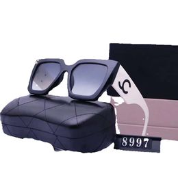 Designer-Sonnenbrillen für Damen, UV-Schutz, modische Sonnenbrille, Buchstaben, lässige Brillen, Strand, Reisen, Must Have, sehr gut