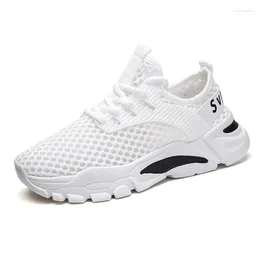 Casual Shoes Wholesale Designer Men Causal Fashion Woman Leather Lace Up Platform Sole Sneakers White Black Mens WE10008 Women