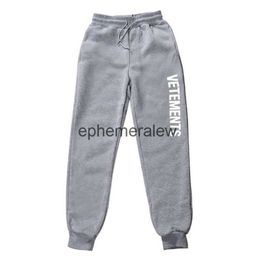 Pantaloni da uomo Pantaloni sportivi da uomo stampa Joggers Pantaloni da salotto Tasche Pantaloni da corsa per escursionismo all'aperto Streetwear H240330