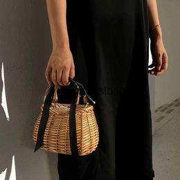 Totes Rattan shoulder bag straw bag fashionable basket high-quality handmade womens bag summer beach bag womens top handbag H240330