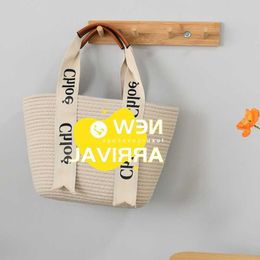 Original Chlee New Large Capacity Casual Weaving Handheld Letter Bag Student Fashion Versatile Holiday Style Grass Woven Tote 1ETL E5BL IACD