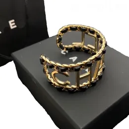 Popular designer bracelet double letter plated gold cuff bangle new top quality mens jewelry hollow out bracelets fashion accessories zh210 E4