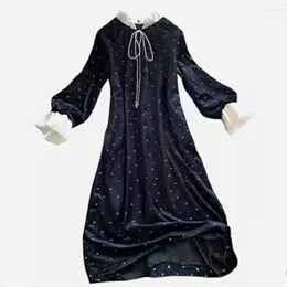 Casual Dresses Velvet Dress Embroidery V-collar Loose Stitching Women