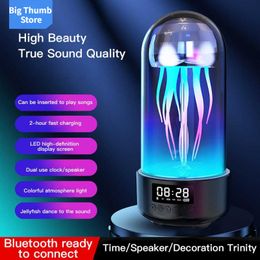 RGB Creative Mechanical Jellyfish Table Lamp Bluetooth Högtalare Färgglad nattljus bläckfisk Audio Hem Desktop Ornament Lamp