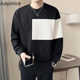 Men's Hoodies Spring Autumn Colour Blocked O-neck Sweaters Fashionable Loose Casual High Street Sports Tops Men Male Clothes