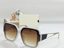 Fashion Sunglasses For Men Women 40870 Super Designer Stylish High Street Summer Beach Style Anti-Ultraviolet Retro Plate Acetate Frame Glasses Random Box