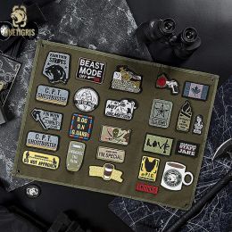 Tools ONETIGRIS Tactical Patch Display Board Patch Holder Folding Mat Military ID Patches DIY Badge Paste Pad Patches Tool Organizer