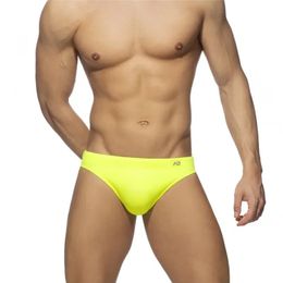 Solid Push up Men Neon Swim Bikni Brief Trunks Unerwear Sexy Swimwear Beach Surf Shorts Swimsuit Bathing Suit Sunga Panties 240325