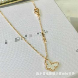 Brand Designer Brand Van New Butterfly 18K White Fritillaria Necklace Womens Blue Turquoise a doppia facciata Red Same Neckchain