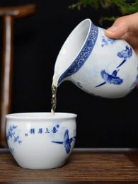 Teaware Sets Jingdezhen Blue And White Porcelain Fair Cup Male Tea Divider Sea Large Even Ceramic Home Accessories