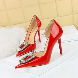 Dress Shoes Style Banquet Women's High Heels Shallow Mouth Pointed Side Hollowed Out Rhinestone Buckle Single Wedding