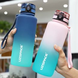 UZSPACE 1500ml Sports Water Bottle With Time Marker Large Capacity Portable Leak-Proof Outdoor Travel Drink Plastic Cup BPA Free 240322