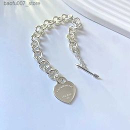 Charm Bracelets 2024 Hot womens luxury jewelry 925 sterling silver small archery with heart pendant exquisite holiday giftsQ240330